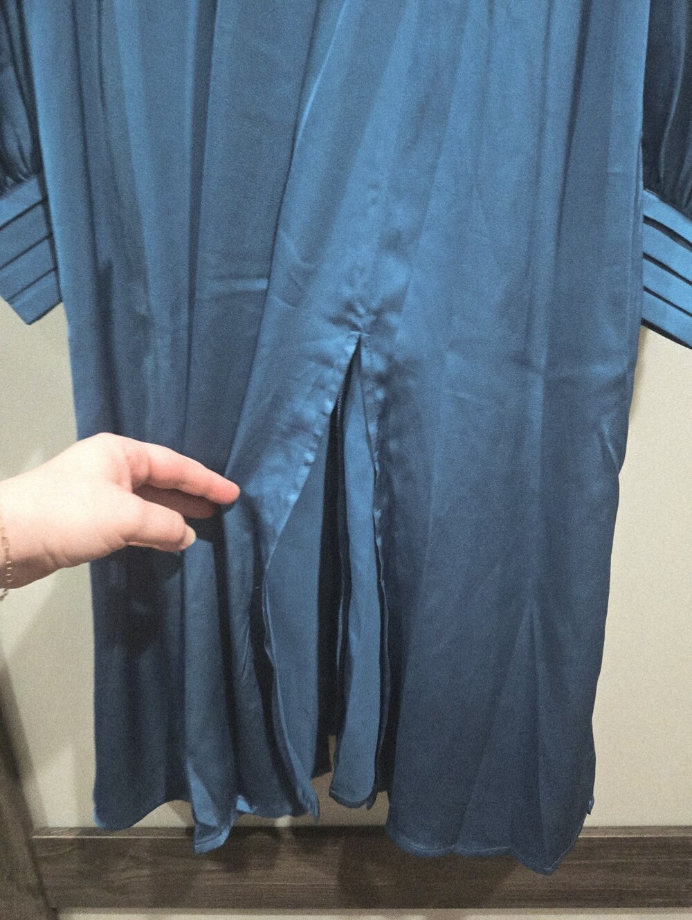 NWT Pinch Satin Blue Long Sleeve Turquoise Blue Dress Size Large - Picture 6 of 9